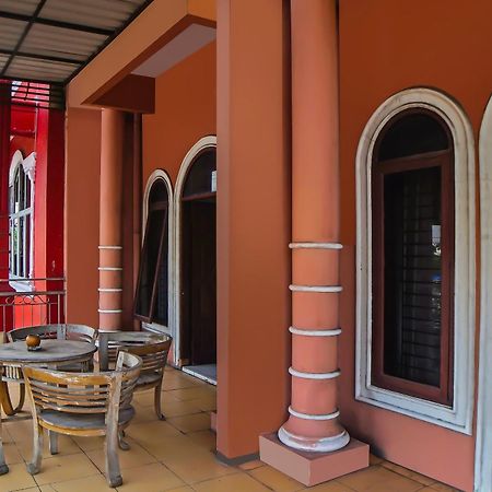 Oyo 92384 Homestay Vip Medan Kültér fotó