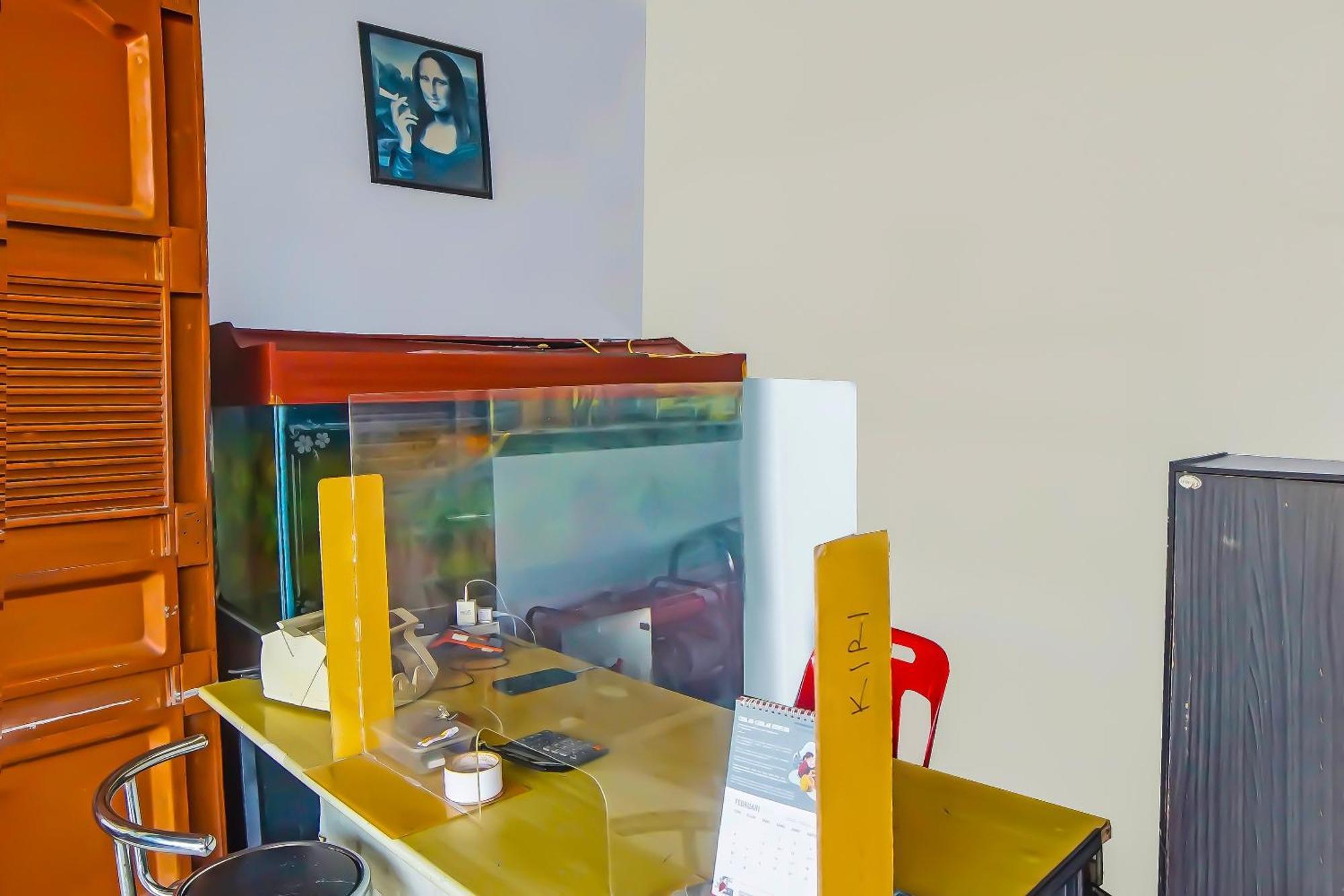 Oyo 92384 Homestay Vip Medan Kültér fotó