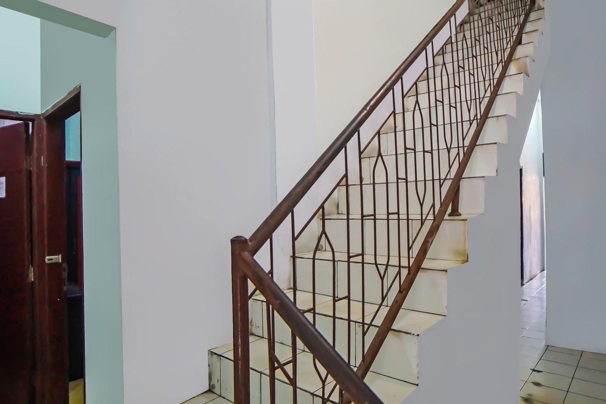 Oyo 92384 Homestay Vip Medan Kültér fotó