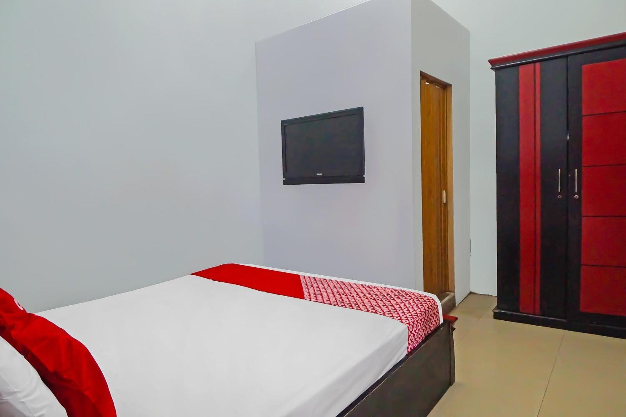 Oyo 92384 Homestay Vip Medan Kültér fotó