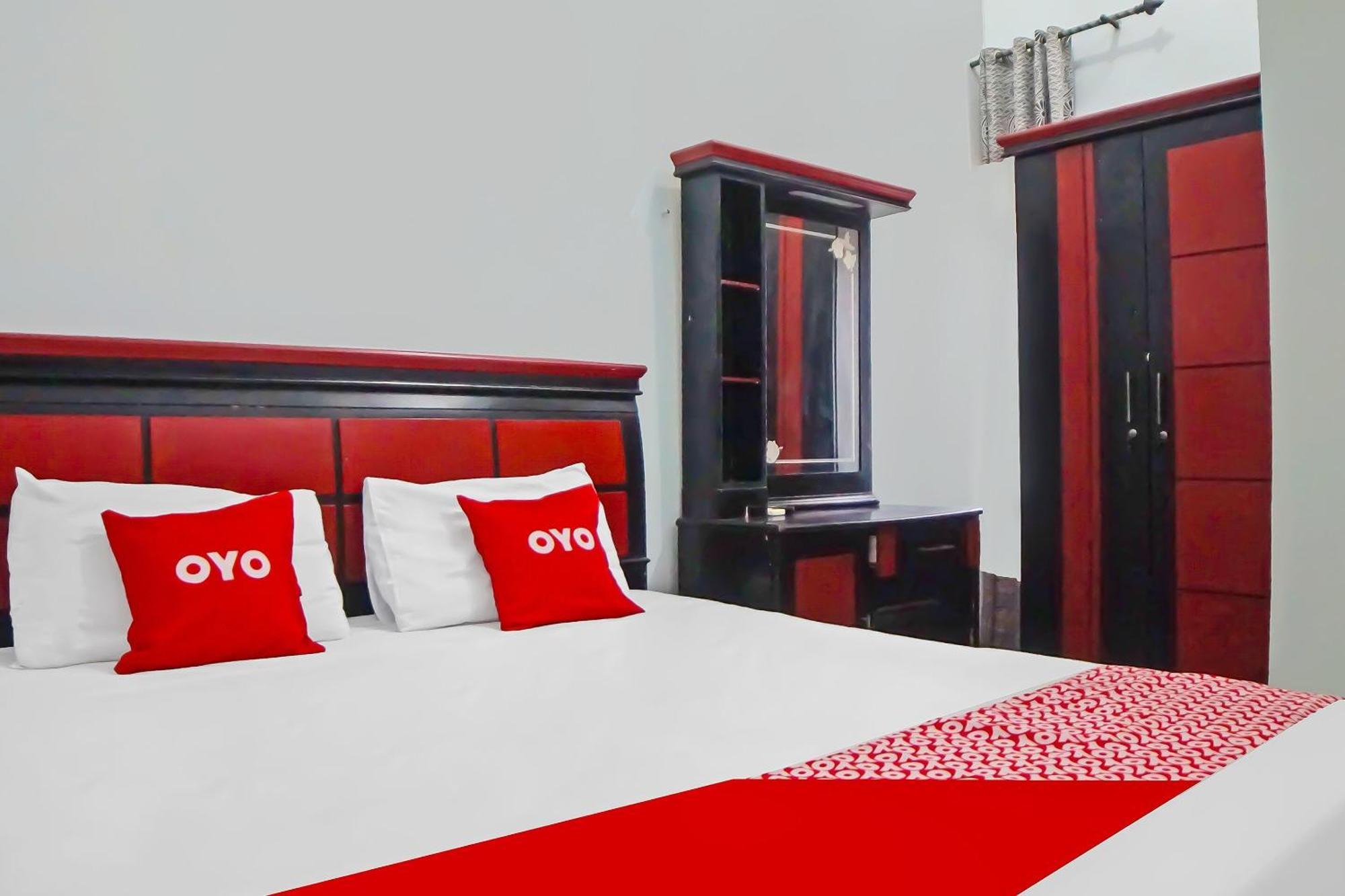 Oyo 92384 Homestay Vip Medan Kültér fotó