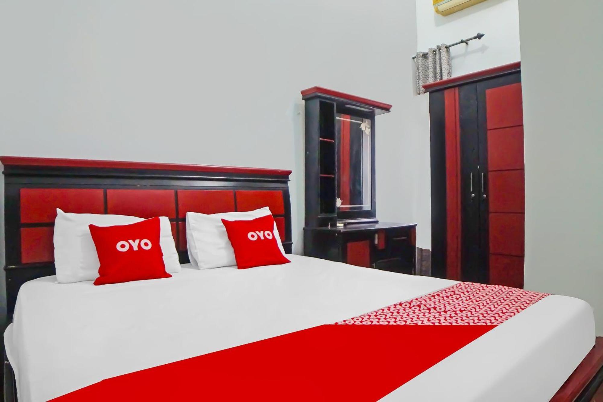Oyo 92384 Homestay Vip Medan Kültér fotó