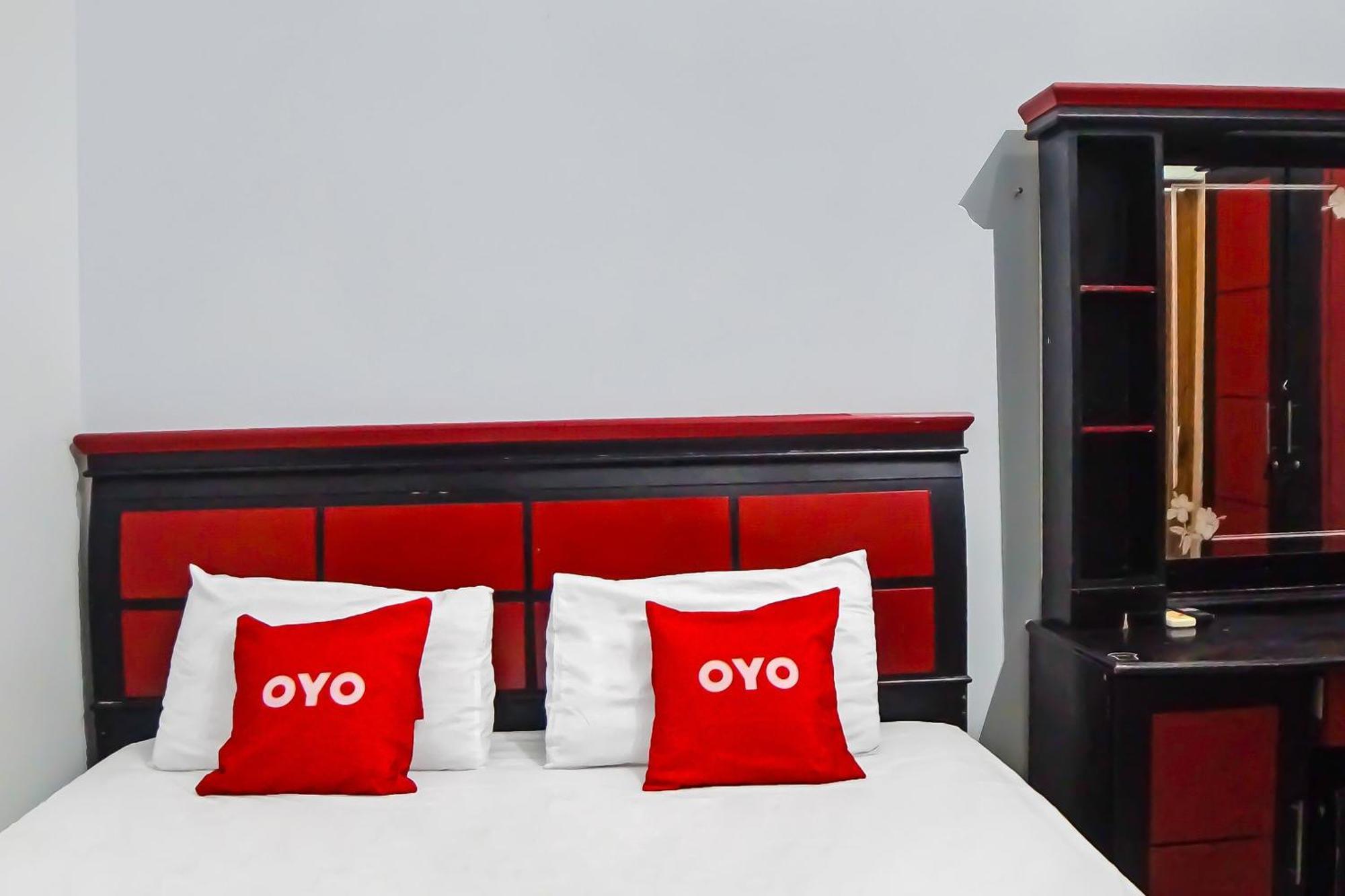 Oyo 92384 Homestay Vip Medan Kültér fotó