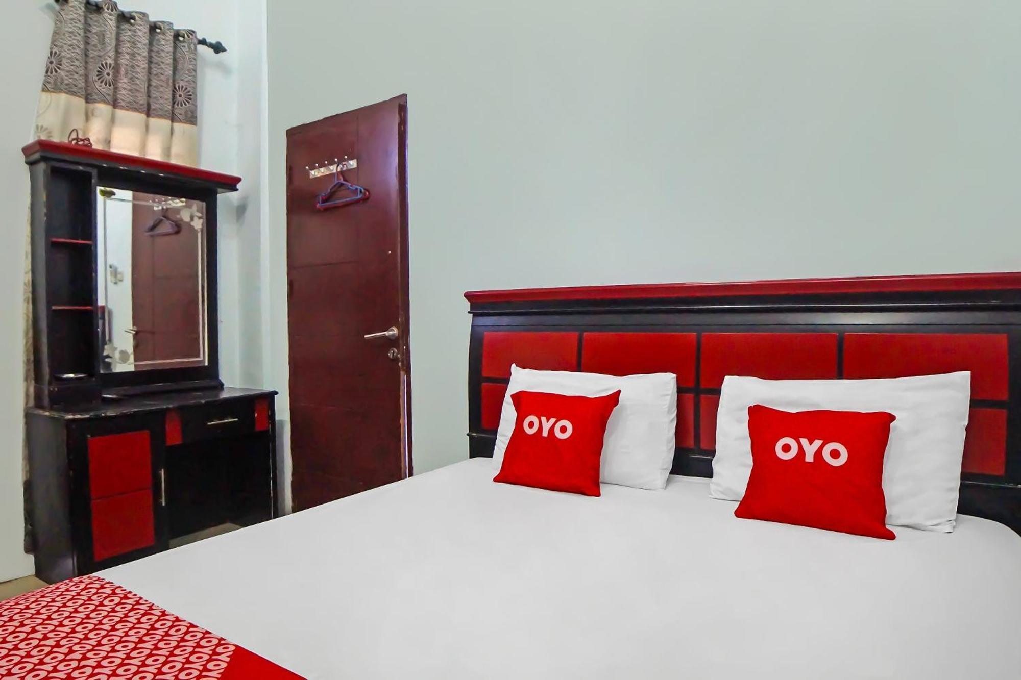 Oyo 92384 Homestay Vip Medan Kültér fotó
